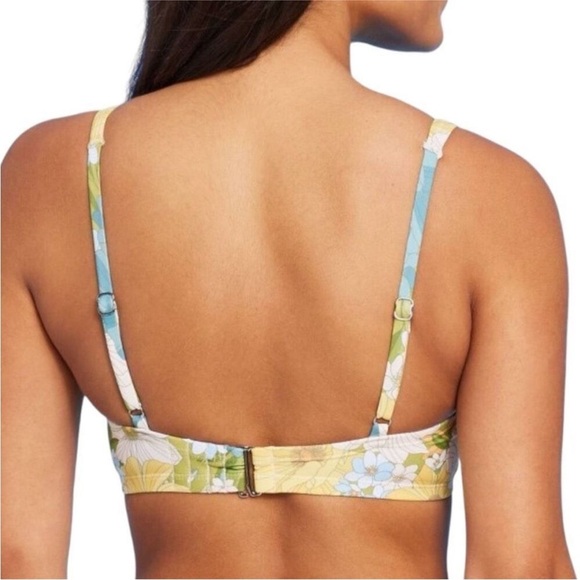 Wild Fable Floral Underwire Bikini Top SMALL NWOT - Picture 2 of 2